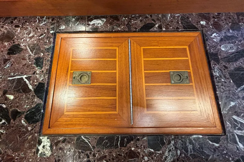 Dragon Fly Yacht Photos Pics 