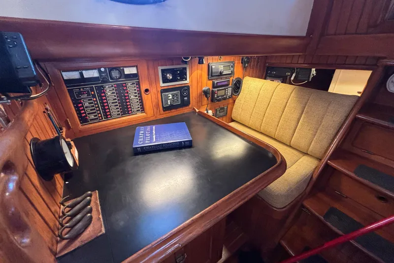 Dragon Fly Yacht Photos Pics 