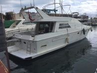 1991 Ferretti Yachts 52