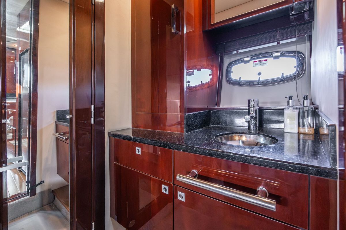 2009 Sea Ray 47 