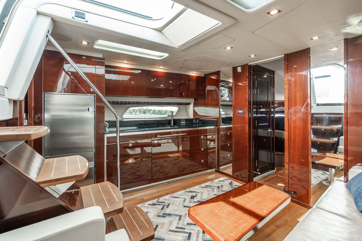 2009 Sea Ray 47 