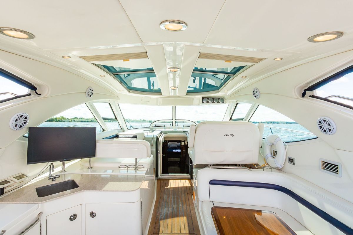 2009 Sea Ray 47 