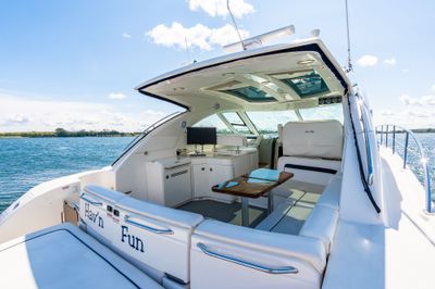Yacht