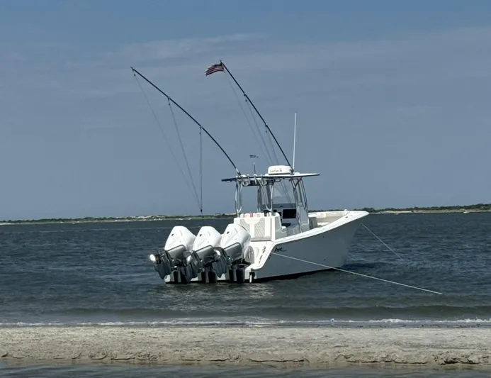Avery Ann Yacht Photos Pics 
