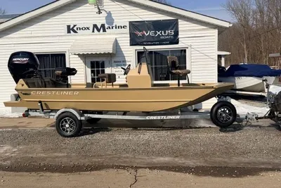 Crestliner 1760 Retriever Jon