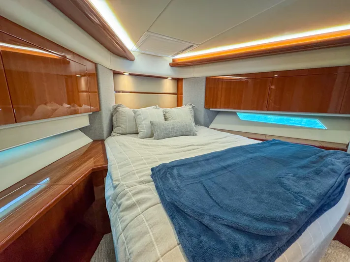 Luna Yacht Photos Pics 