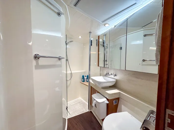 Luna Yacht Photos Pics 