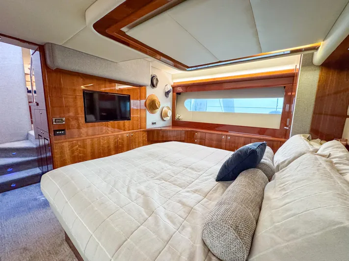 Luna Yacht Photos Pics 