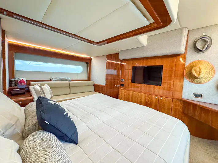 Luna Yacht Photos Pics 