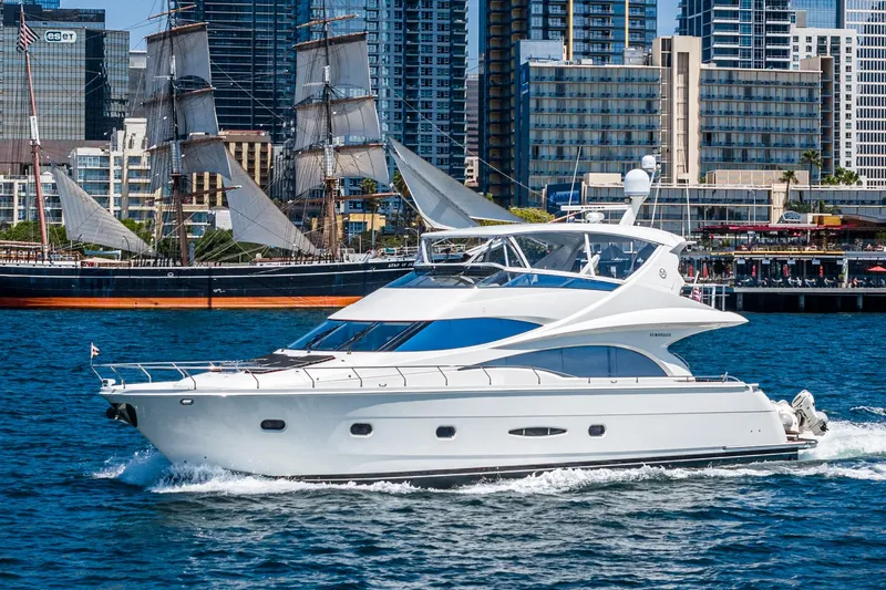 Mojo Yacht Photos Pics 