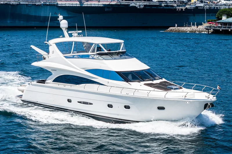 Mojo Yacht Photos Pics 