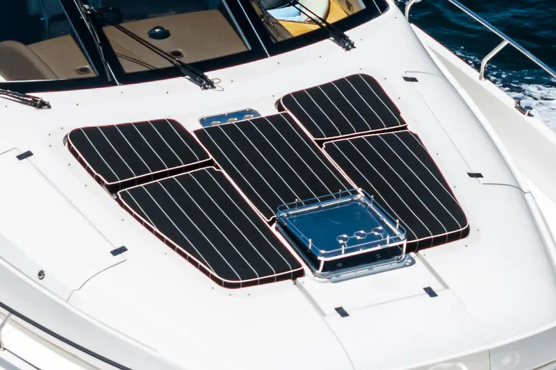 Mojo Yacht Photos Pics 