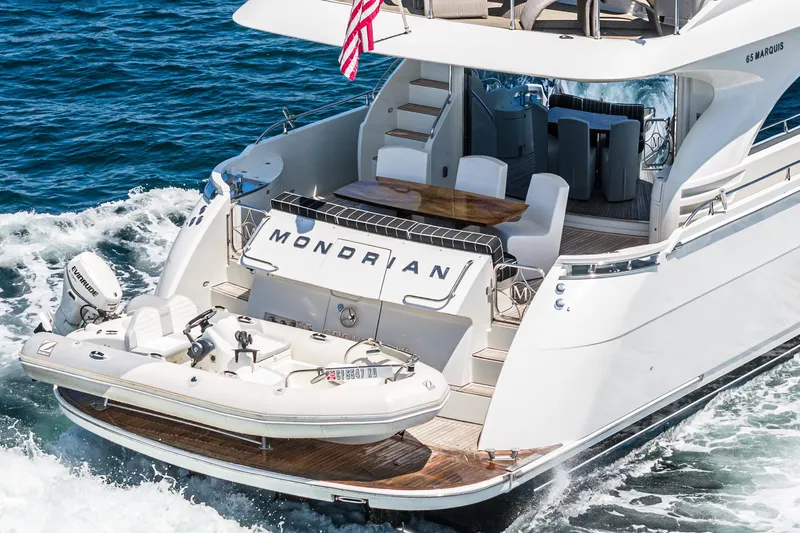 Mojo Yacht Photos Pics 