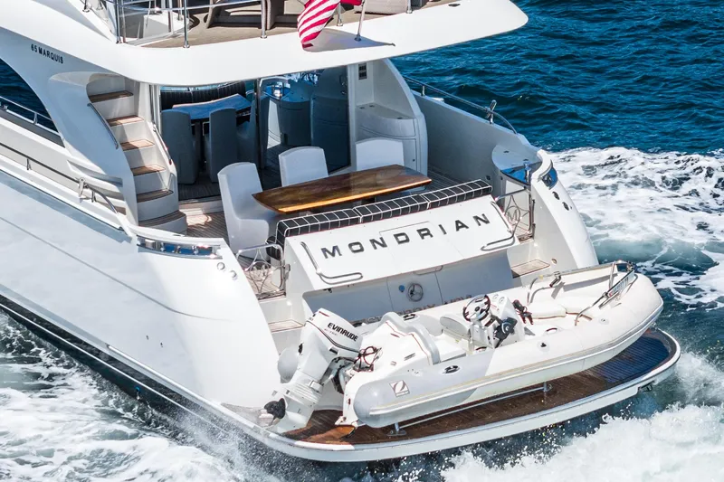 Mojo Yacht Photos Pics 