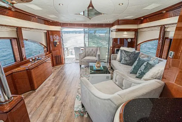 Mojo Yacht Photos Pics 