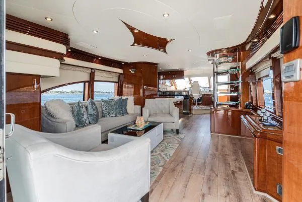 Mojo Yacht Photos Pics 