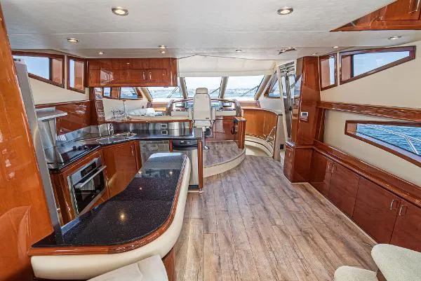 Mojo Yacht Photos Pics 