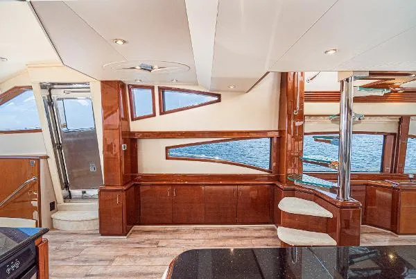 Mojo Yacht Photos Pics 