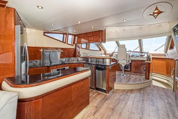 Mojo Yacht Photos Pics 