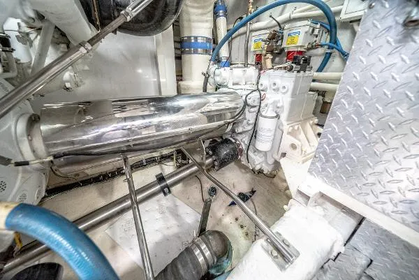 Mojo Yacht Photos Pics 