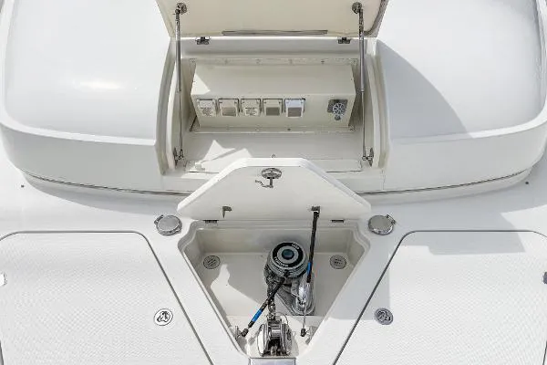 Mojo Yacht Photos Pics 