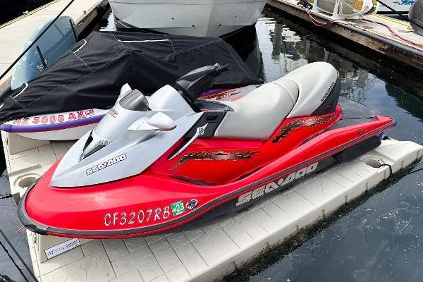 Mojo Yacht Photos Pics 