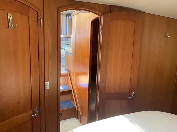 Quahog Yacht Photos Pics 