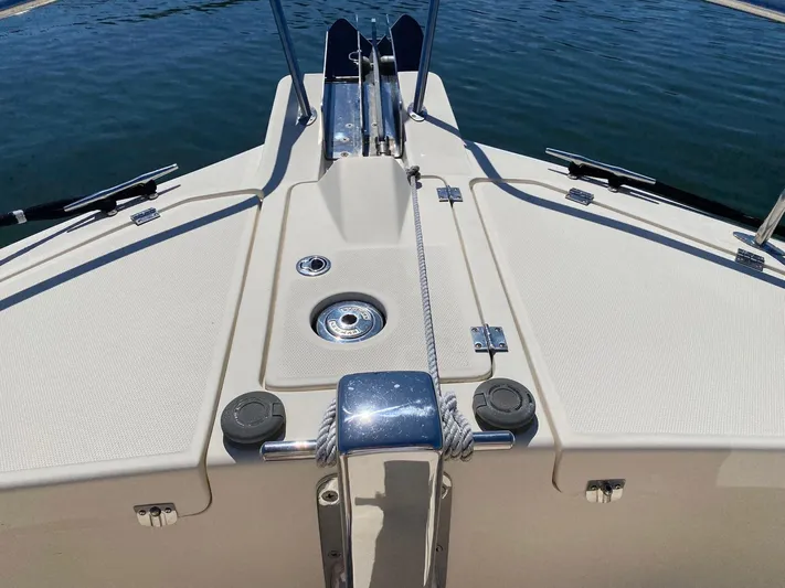 Quahog Yacht Photos Pics 