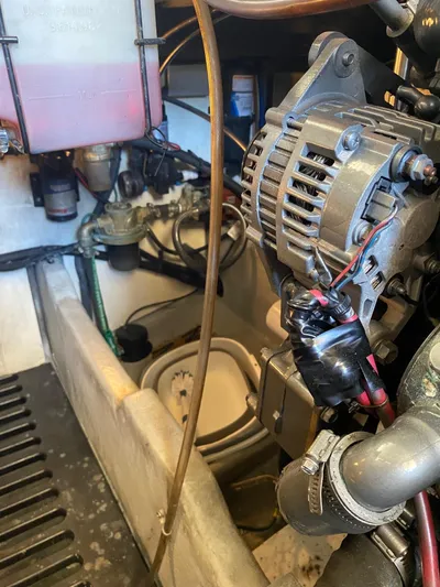 Quahog Yacht Photos Pics 