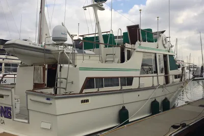 Tollycraft 48' Cockpit Motor Yacht