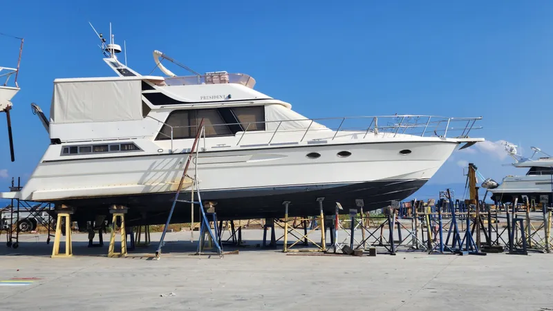 Orly Yacht Photos Pics 