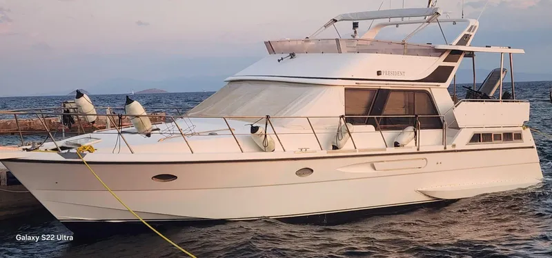 Orly Yacht Photos Pics 