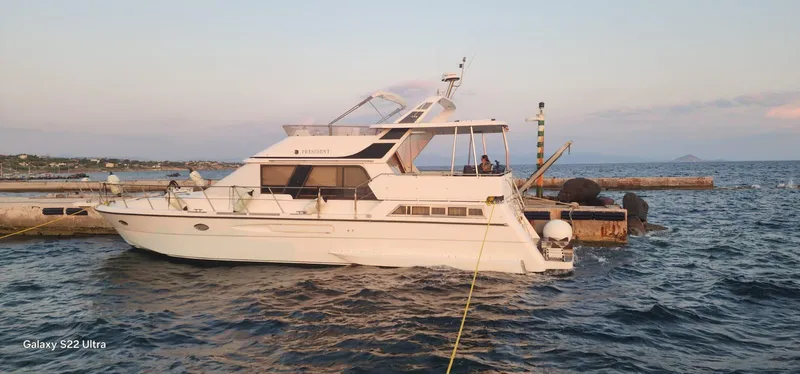 Orly Yacht Photos Pics 