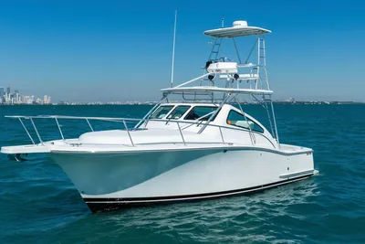 2004 Luhrs 32 Open