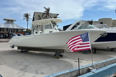 Cobia 320 CC