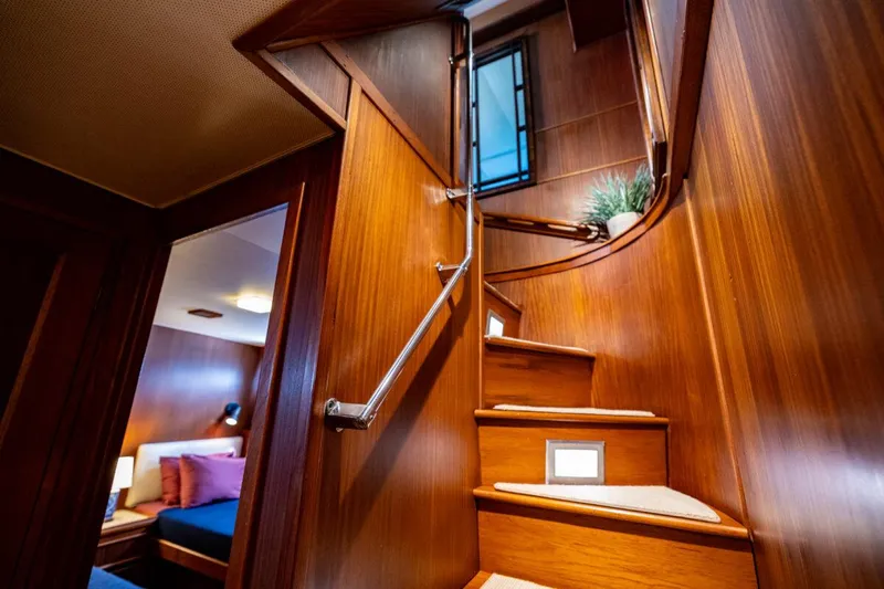 Cavalier Yacht Photos Pics Stairs to Below