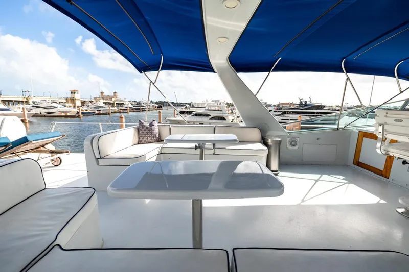 Cavalier Yacht Photos Pics Sundeck