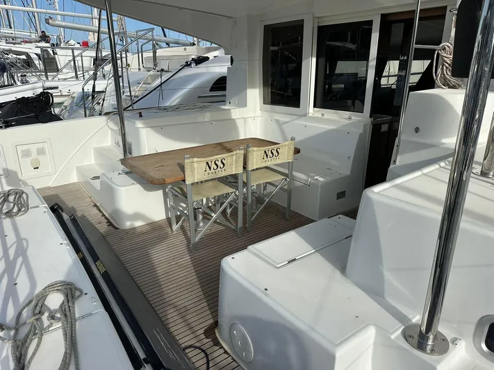  Yacht Photos Pics Lagoon 40