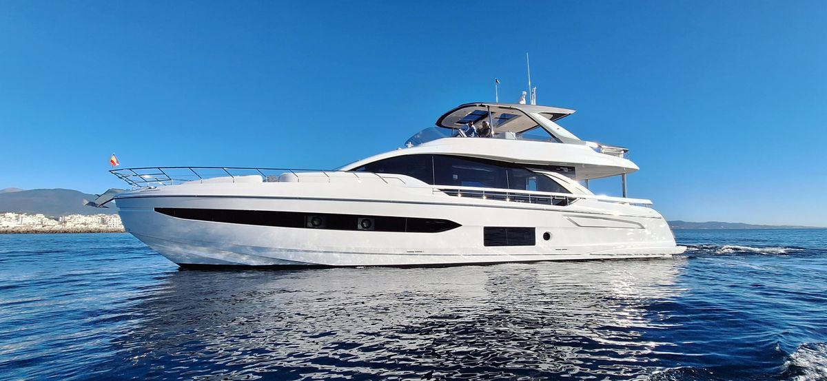 2023 Azimut 77 