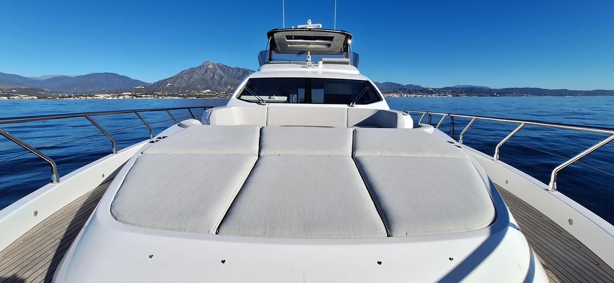 2023 Azimut 77 