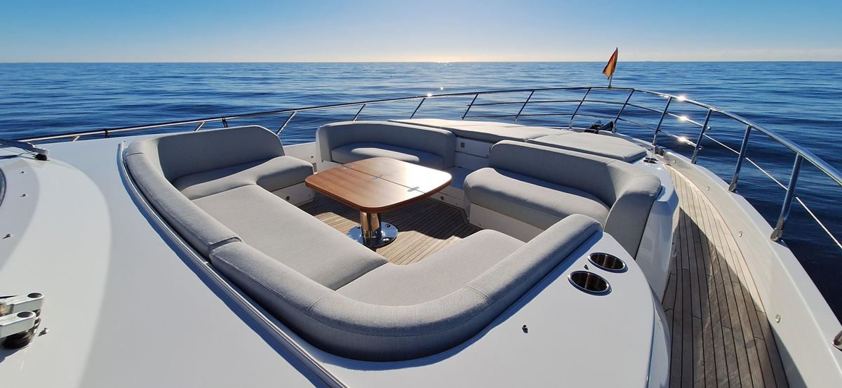 2023 Azimut 77 