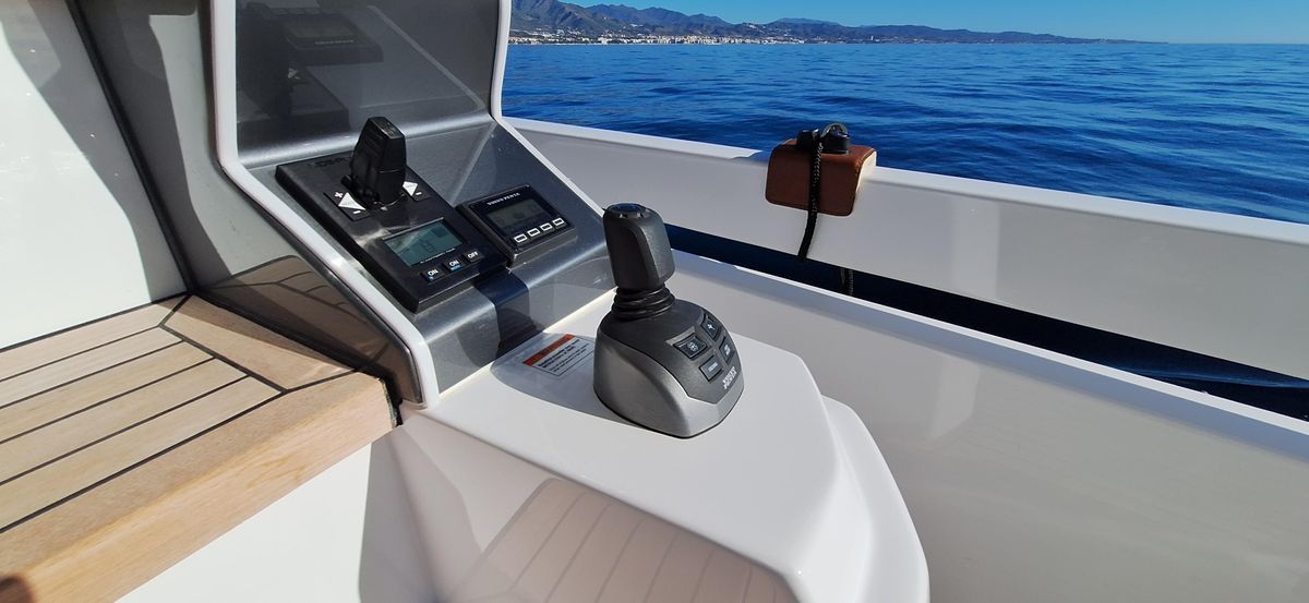 2023 Azimut 77 