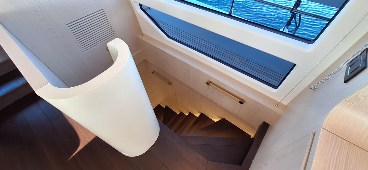 2023 Azimut 77 
