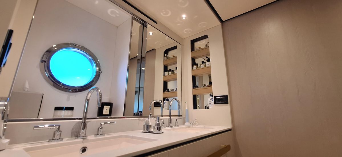 2023 Azimut 77 