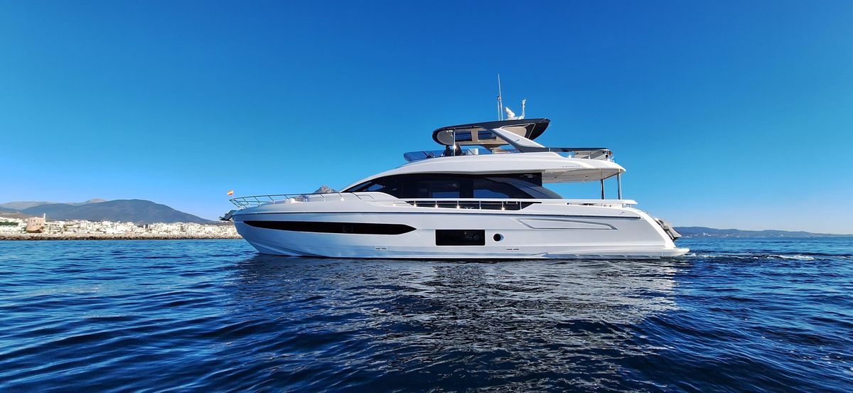 2023 Azimut 77 