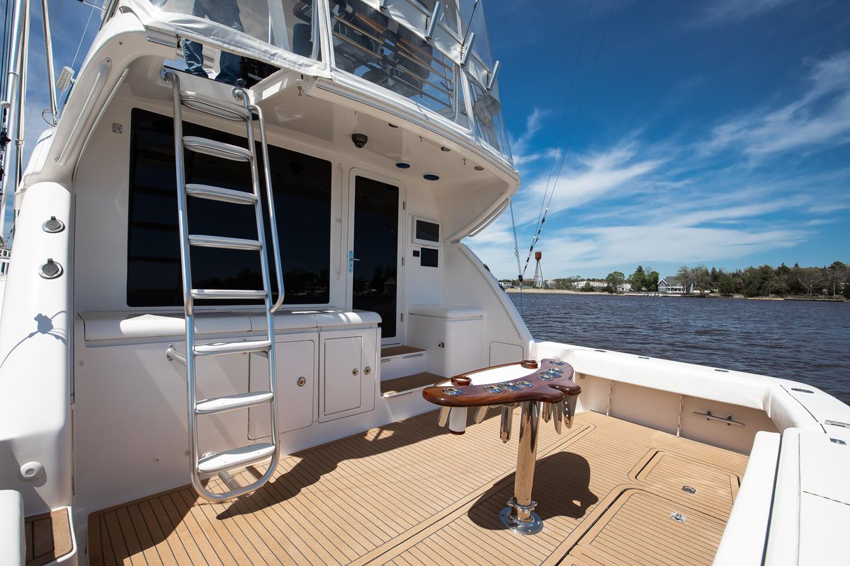 2007 Bertram 59 