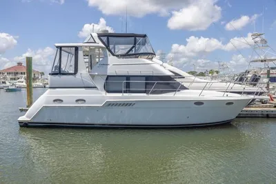 Carver 356 Aft Cabin Motor Yacht