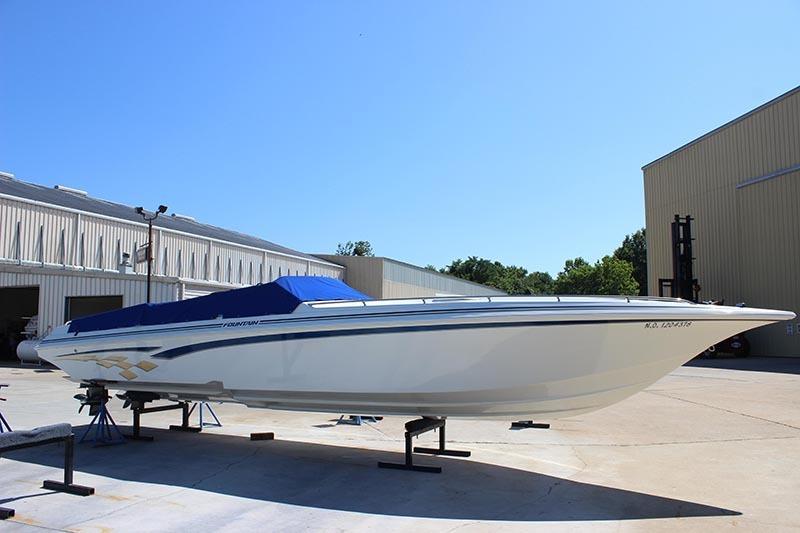 2000 Fountain 32 Fever