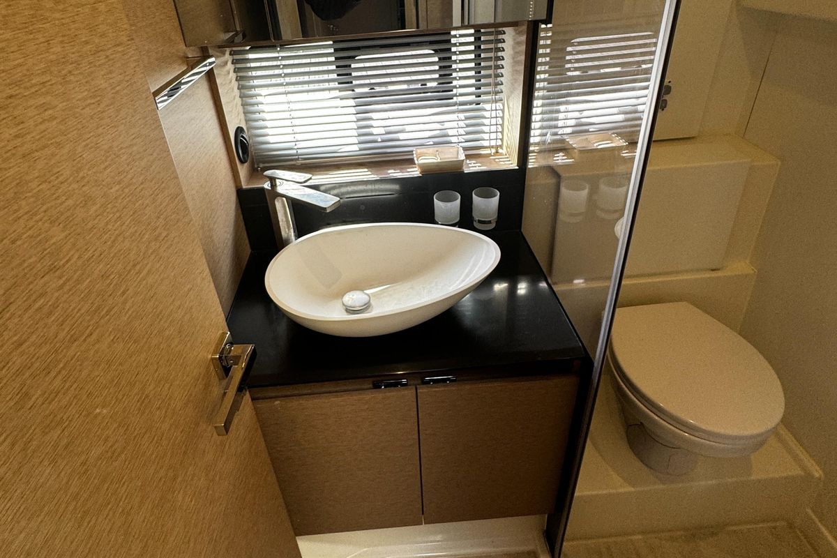 2019 Prestige 46 