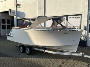 2023 Lifestyle 600 Tender inclusief 27pk Craftsman inboard motor